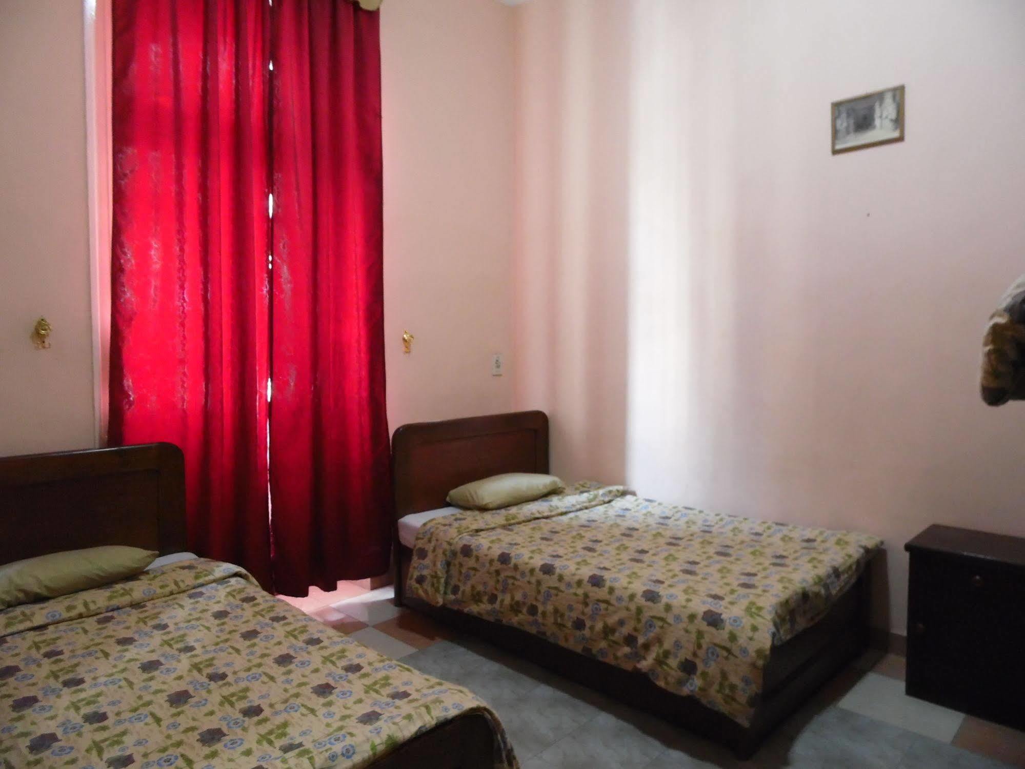 The Australian Hostel Каир Экстерьер фото