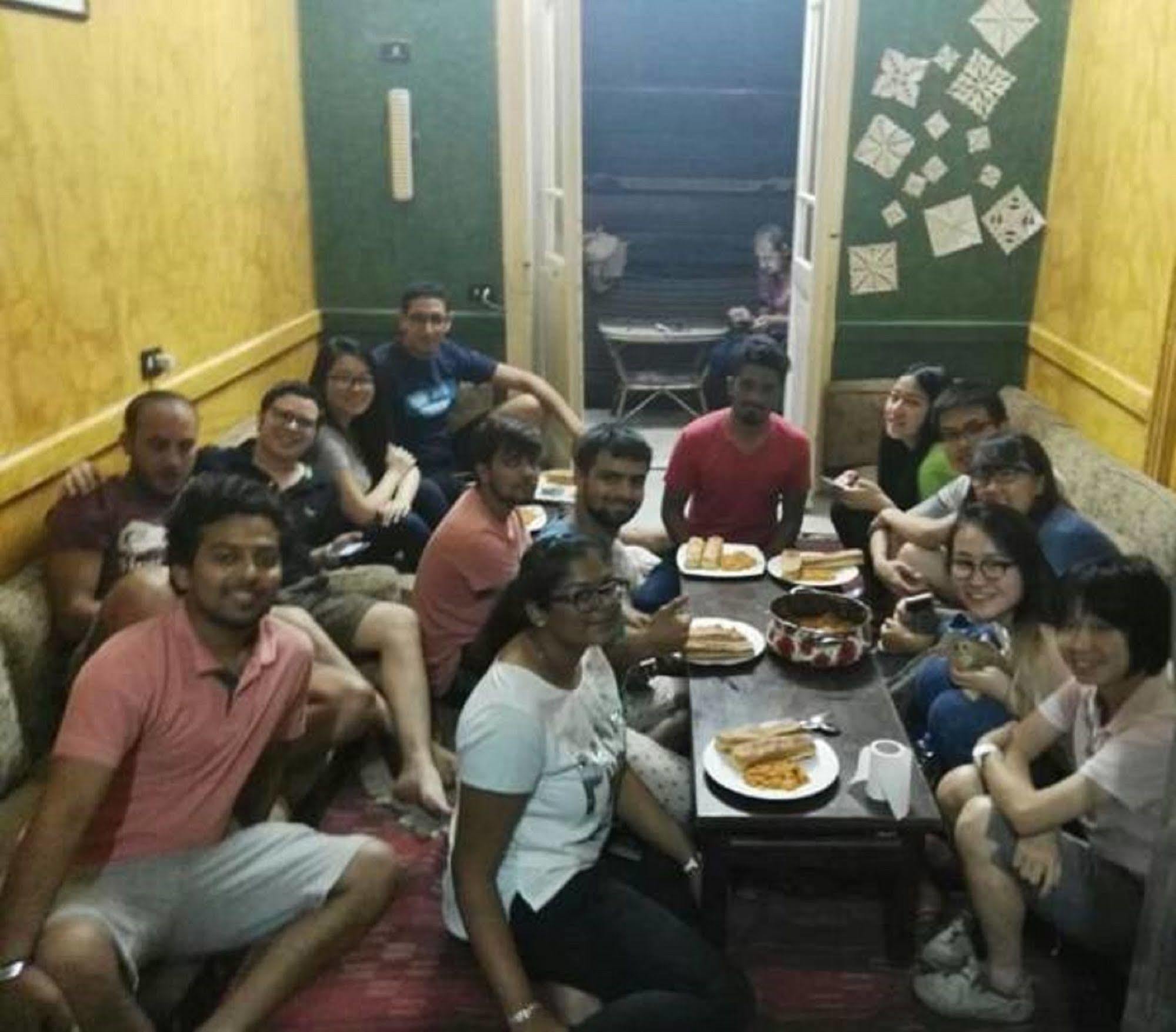 The Australian Hostel Каир Экстерьер фото